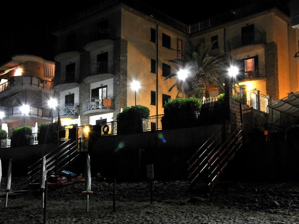 Acciaroli Vacanze Residence Exterior photo
